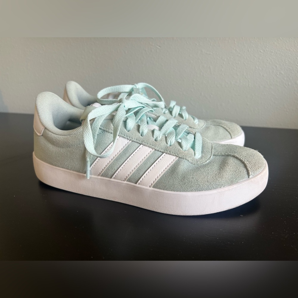 Adidas Women's Court VL 3.0 Mint White Sneakers size 7